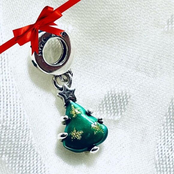 🎄 NWOT Christmas Tree Charm ✨ - Picture 1 of 6
